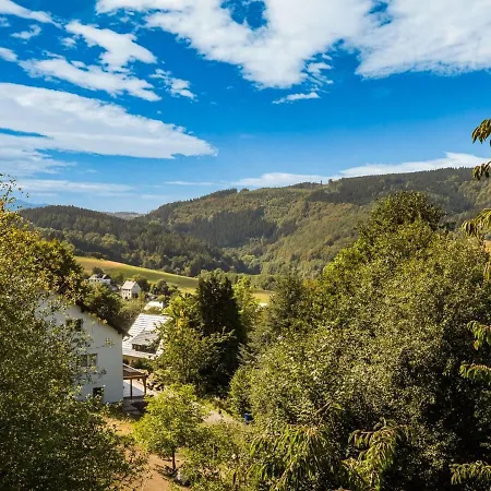Appartement Ruhiges In Schwalefeld Mit Garten